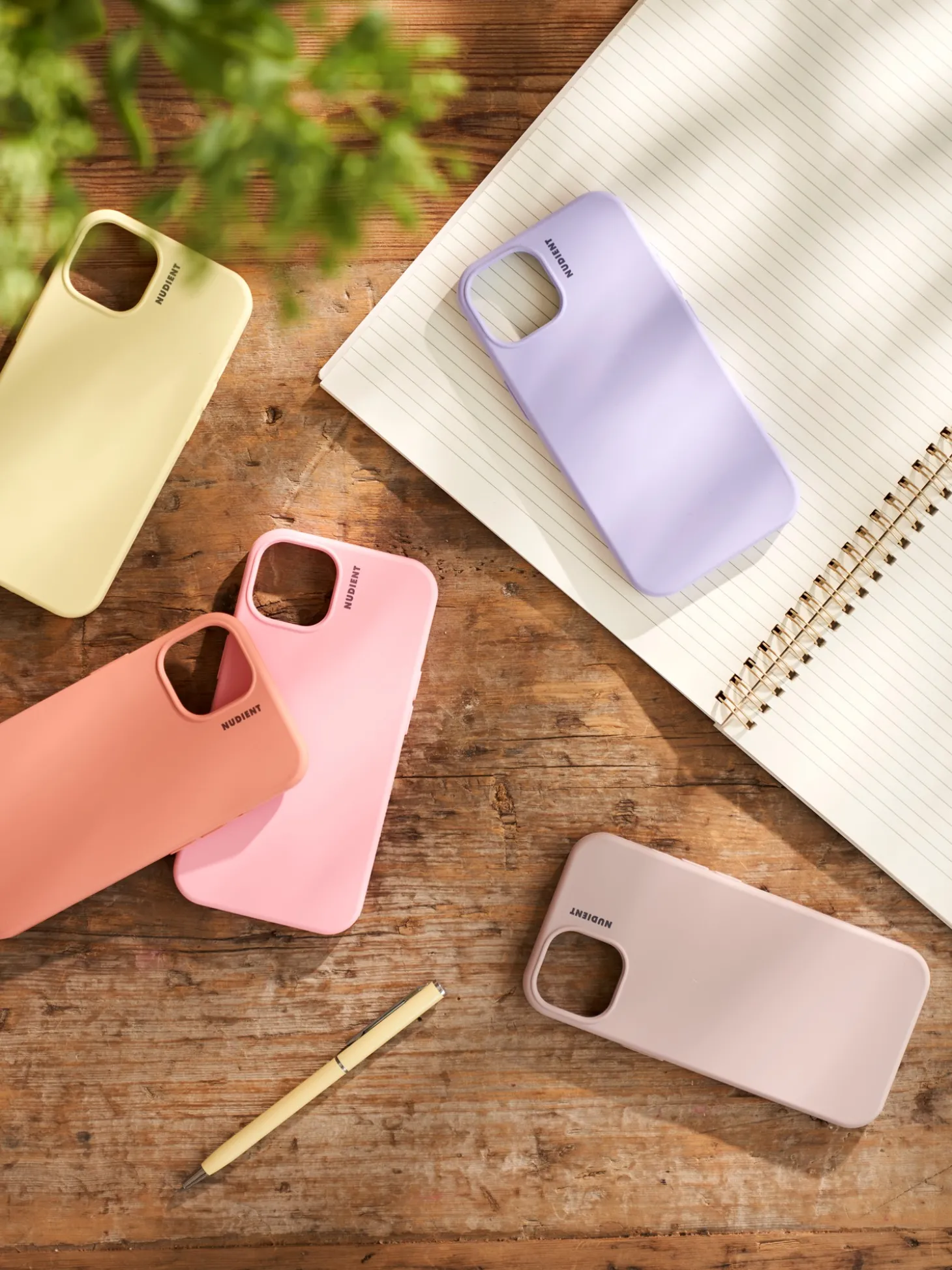 Base-deksel Til IPhone 15