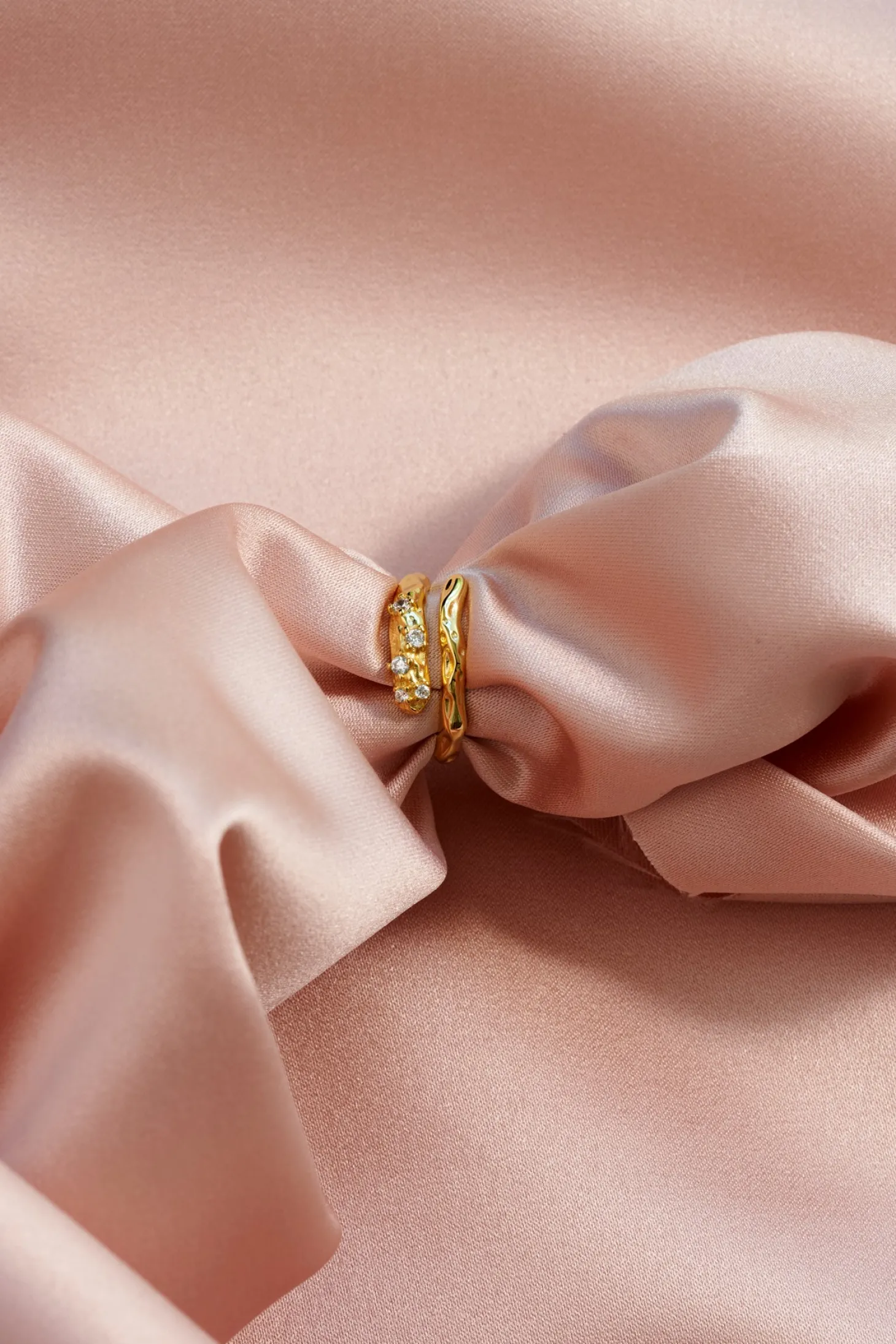 Shiny Twist-ring